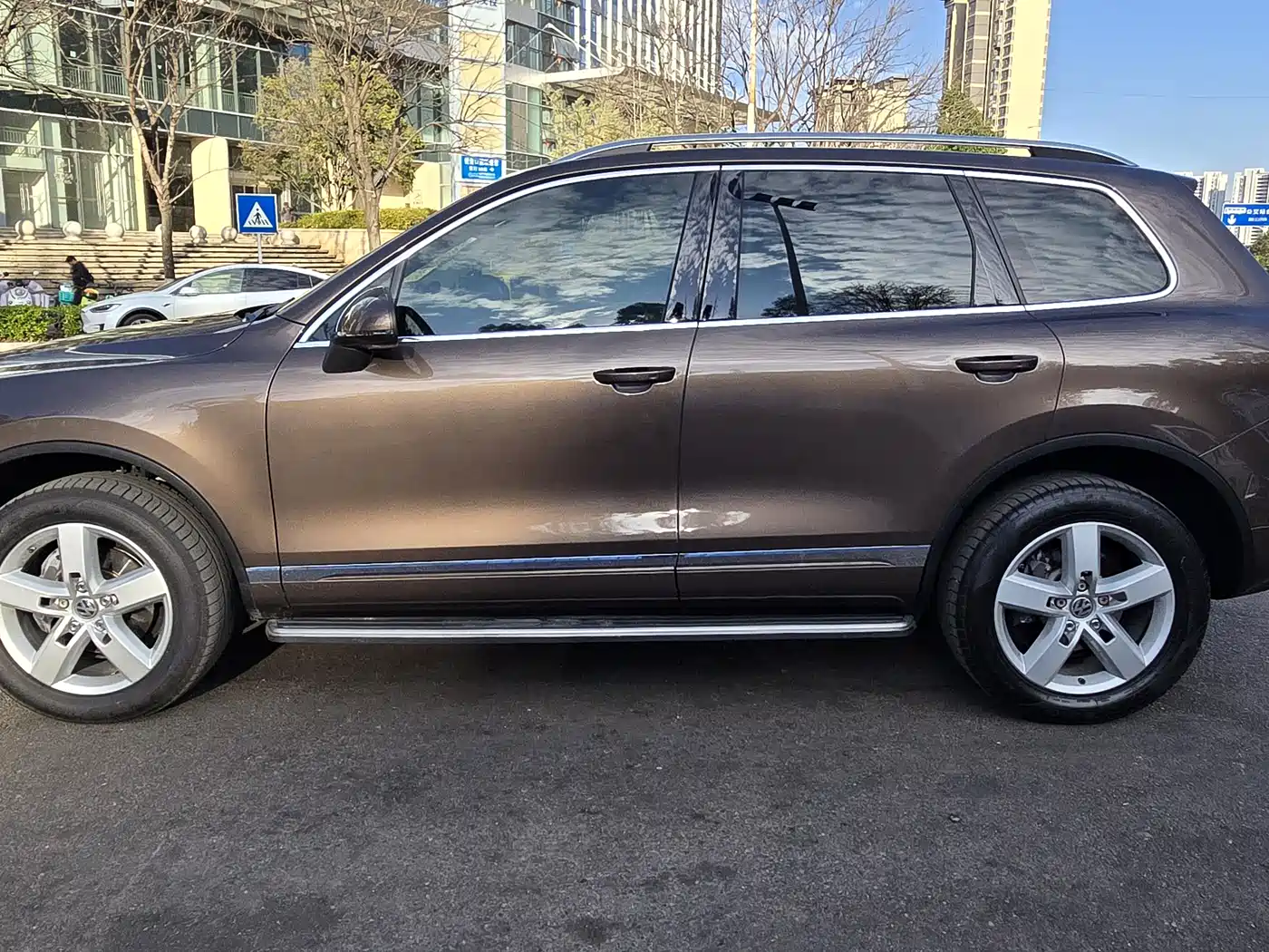 Volkswagen Touareg 2015 3.0TSI Luxury фото 13
