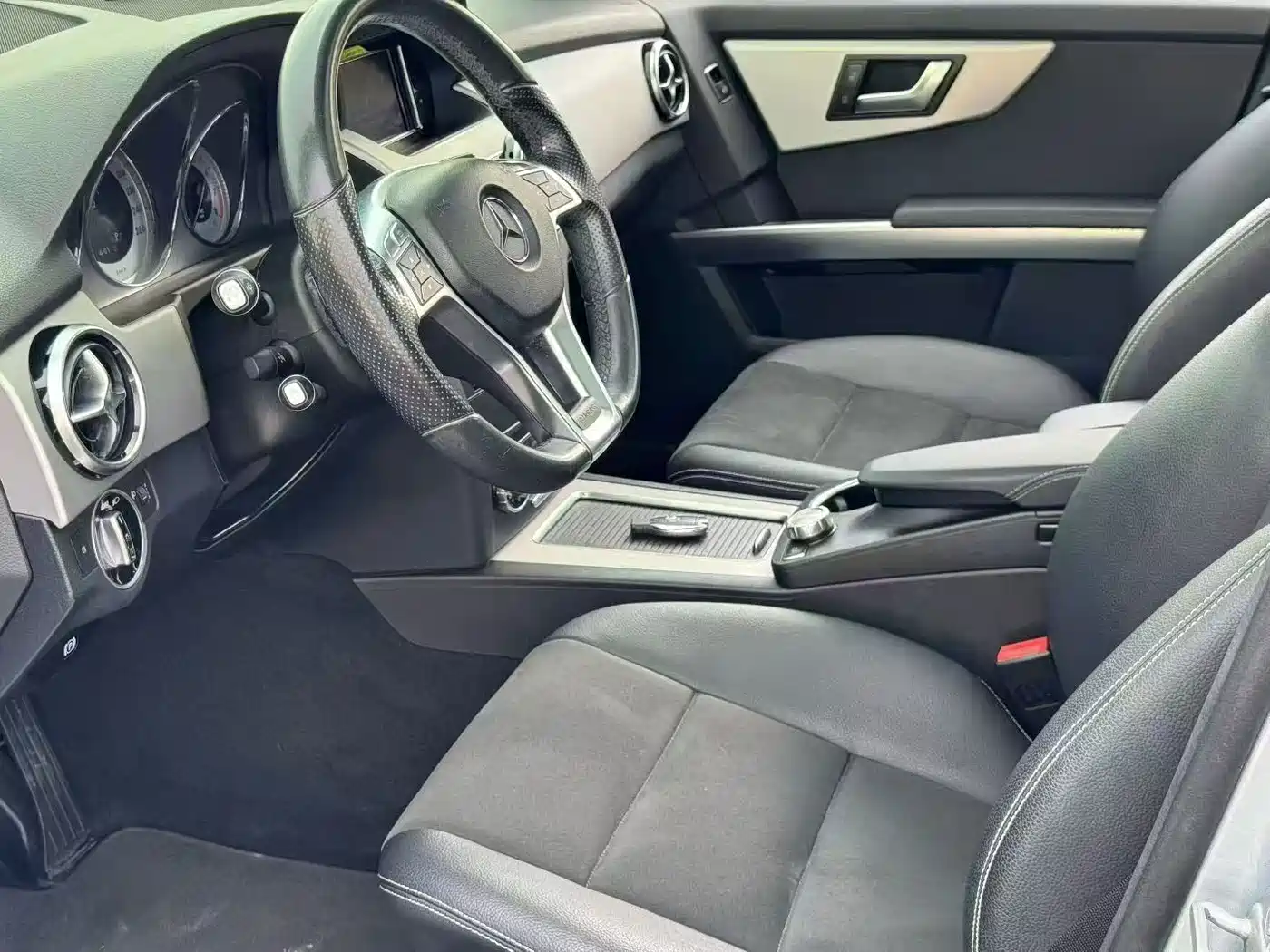 Mercedes-Benz GLK-Class 2015 GLK 260 4MATIC Dynamic Ultimate Edition фото 9