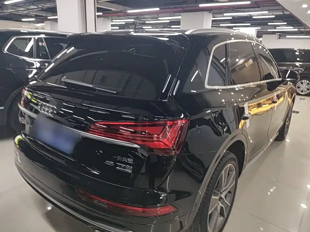 Audi Q5L 2022 Facelift 45T Luxury Dynamic фото 7