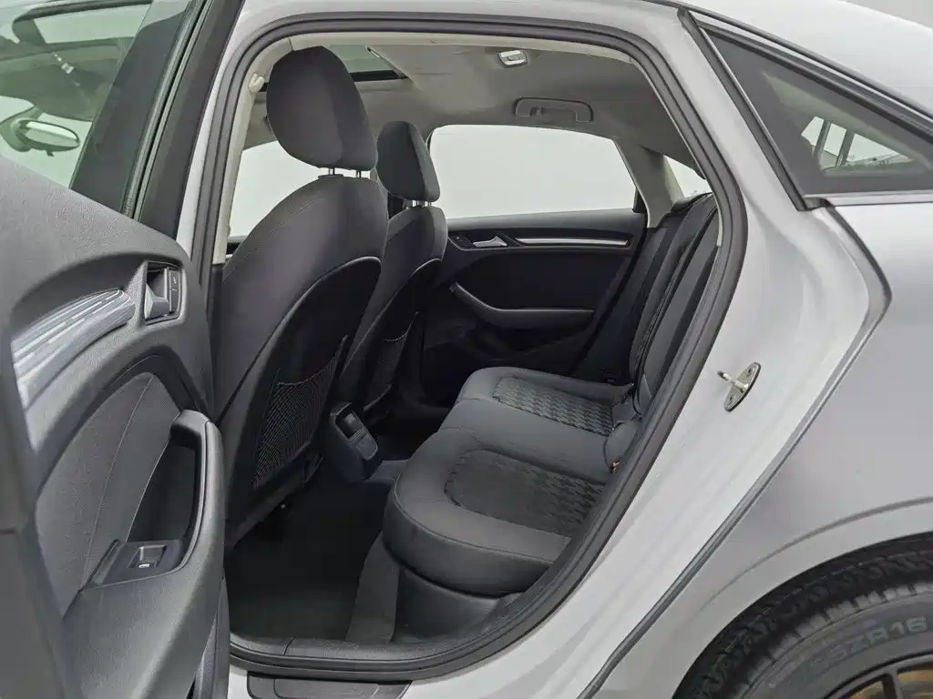 Audi A3 2015 2014 Limousine 35 TFSI Auto Trend