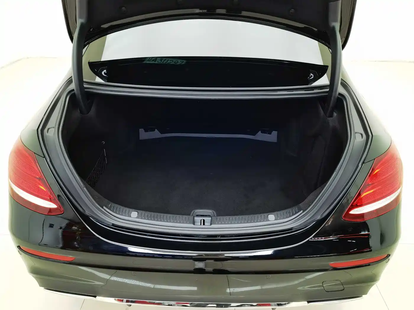 Mercedes-Benz E-Class 2018 Facelift E 200 L Sport фото 20