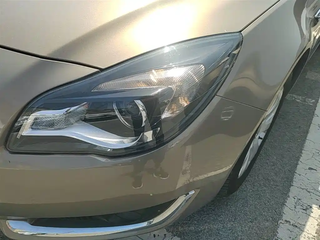 Buick Regal 2015 2.0L Leading Fashion Model фото 24