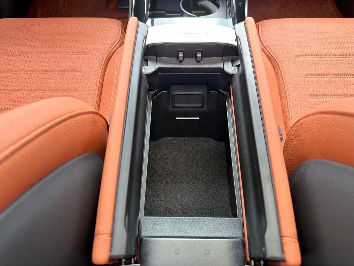 Mercedes-Benz GLC 2024 GLC 260 L 4MATIC Dynamic 5-seater фото 22