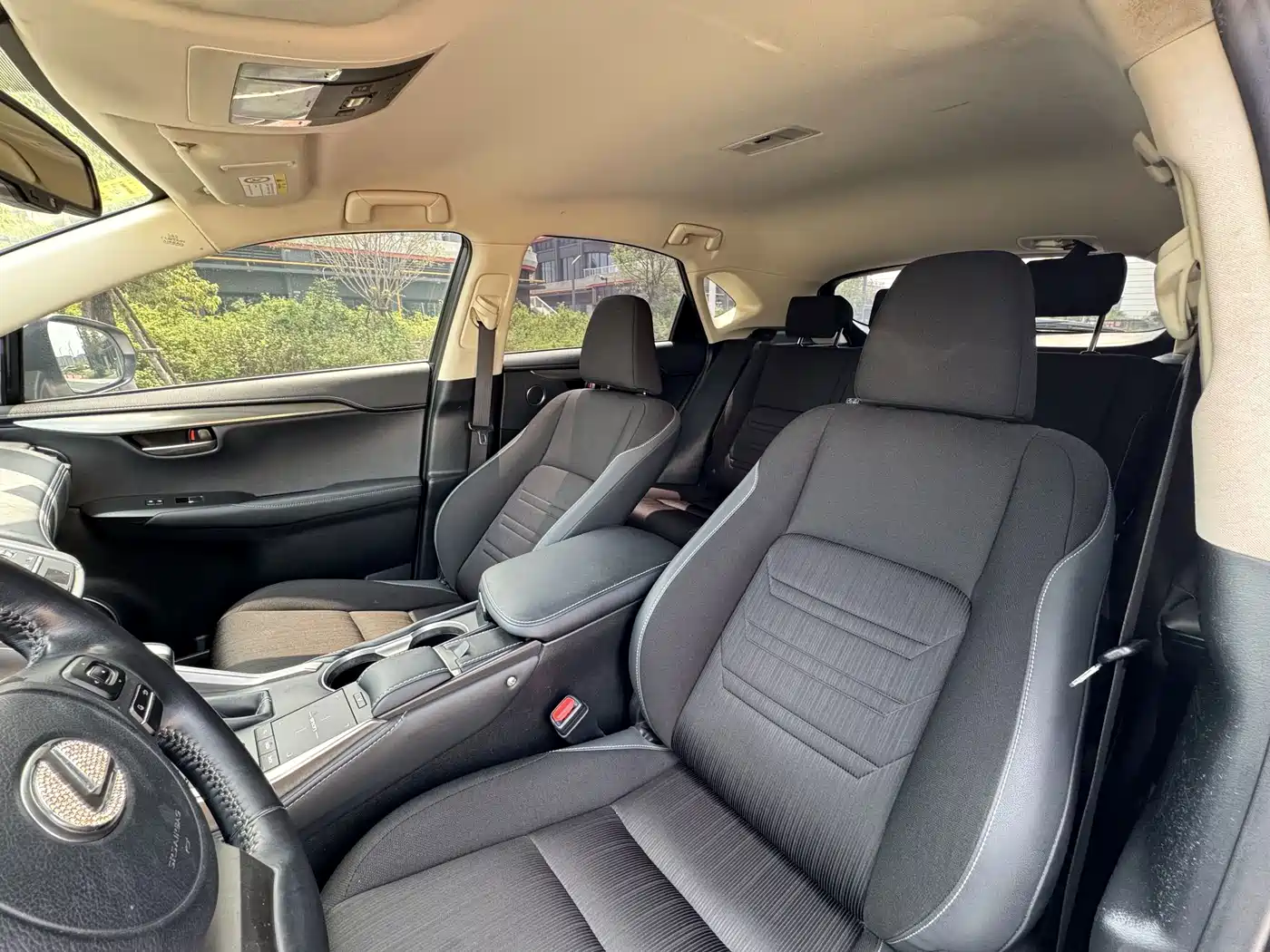 Фото 4 - Lexus NX
