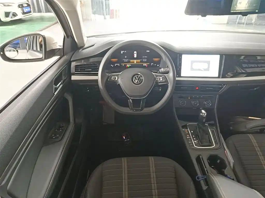 Volkswagen Lavida 2022 280TSI DSG Comfort Edition фото 11