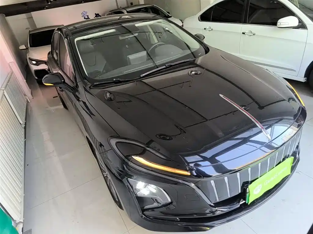 Hongqi E-QM5 2023 620km PLUS фото 4