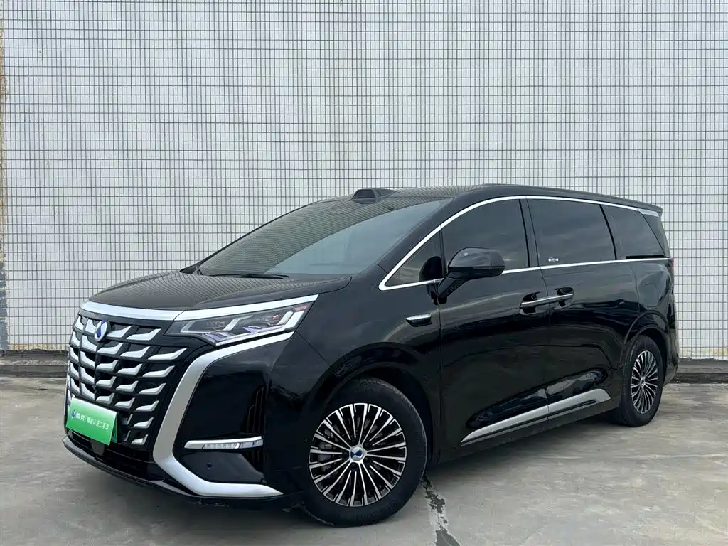 Denza D9 2025 DM-i Smart Drive Edition 1020 AWD Premium