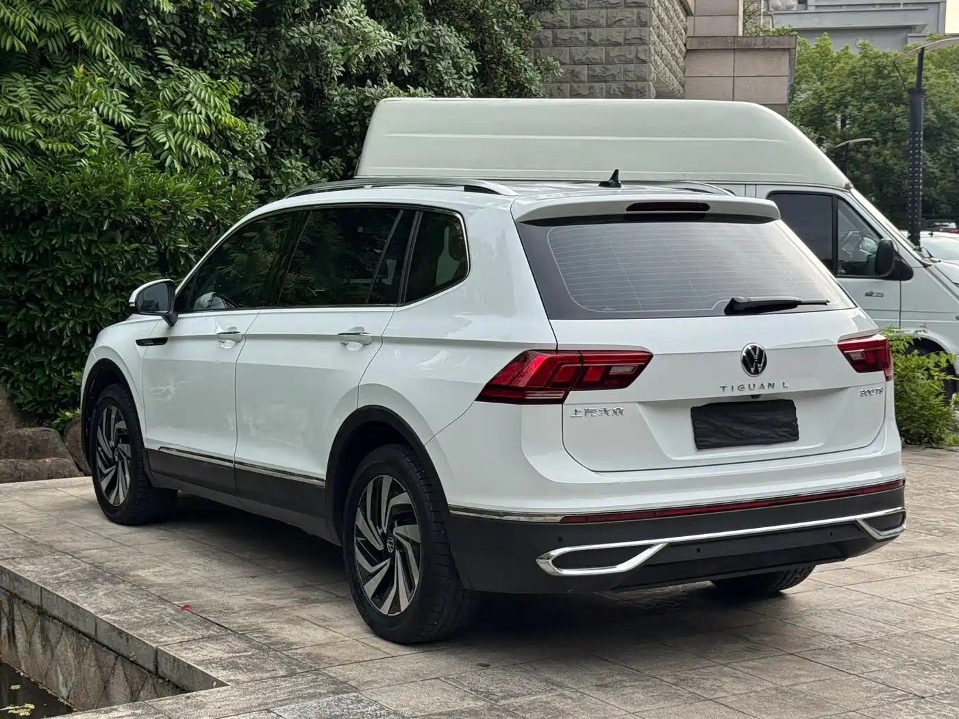 Volkswagen Tiguan L 2023 300TSI Automatic 2WD Smart Enjoyment Edition фото 7