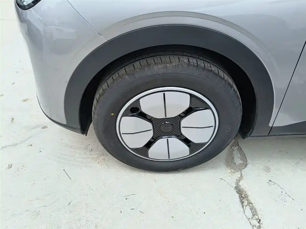 Geely Galaxy Starry Wish 2026 Edition 310km Youth Version фото 23