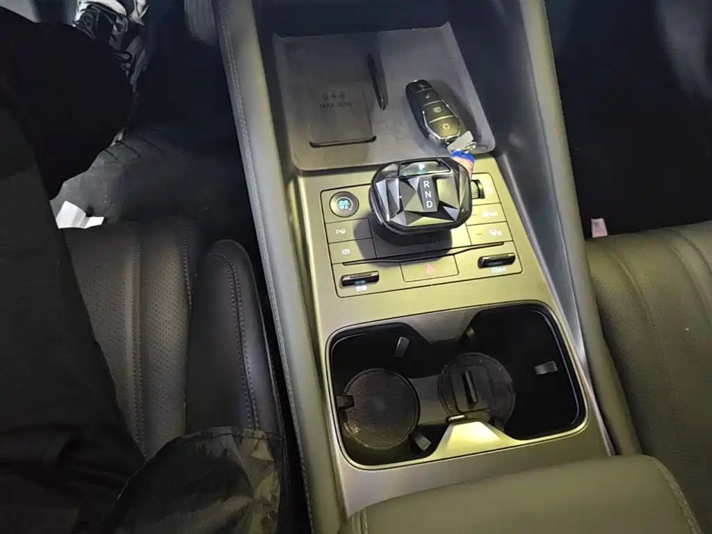 BYD Song L EV 2025 Smart Driving Edition 662km Lidar Excellence фото 14