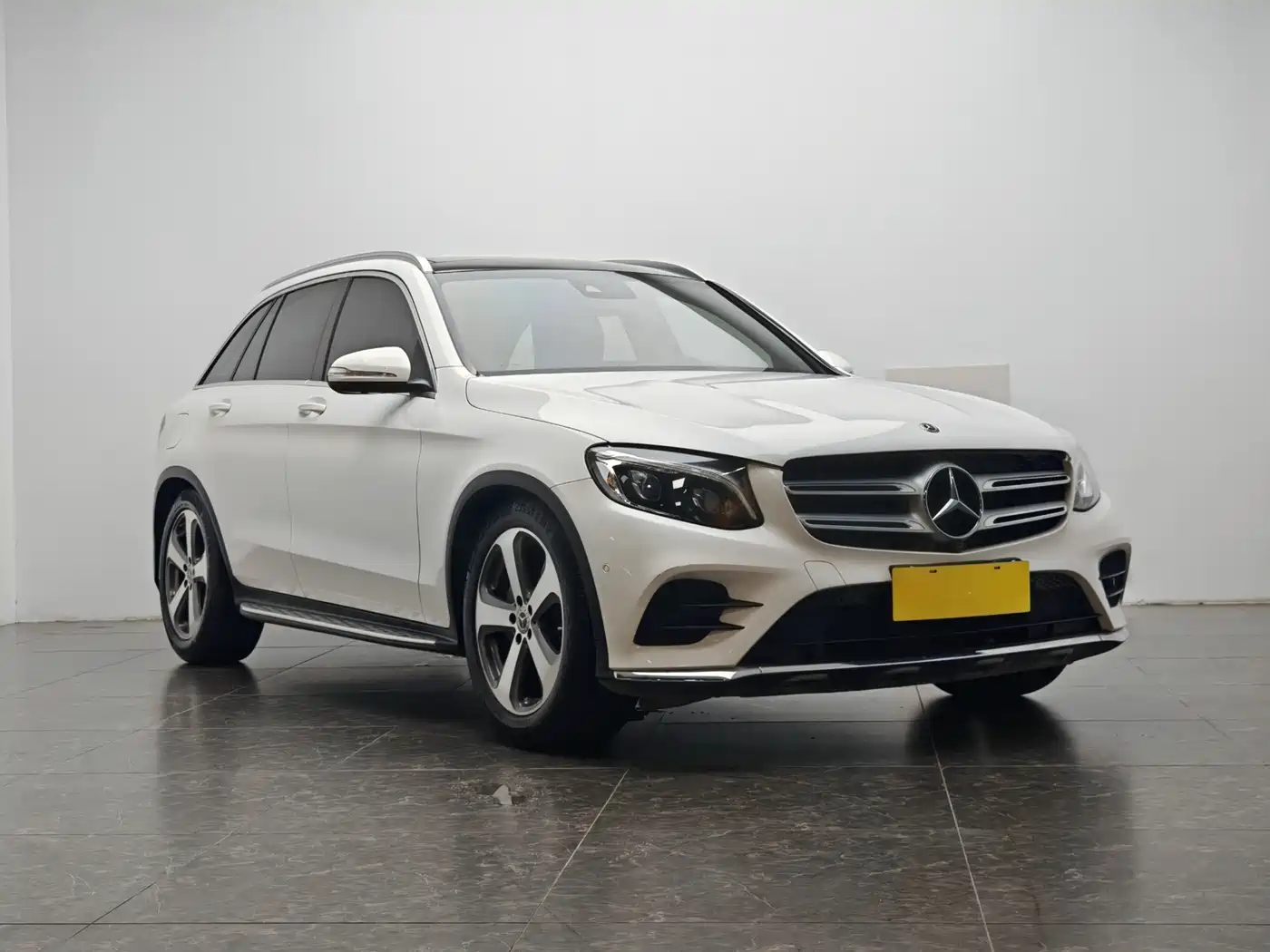 Mercedes-Benz GLC 2017 GLC 300 4MATIC Dynamic фото 2