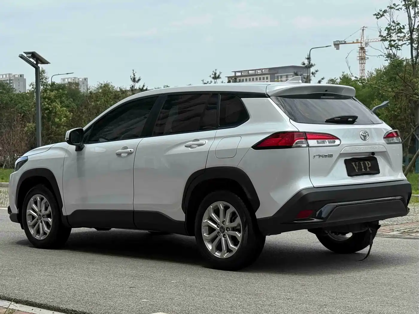Toyota Frontlander 2024 2.0L CVT Elite Edition фото 21