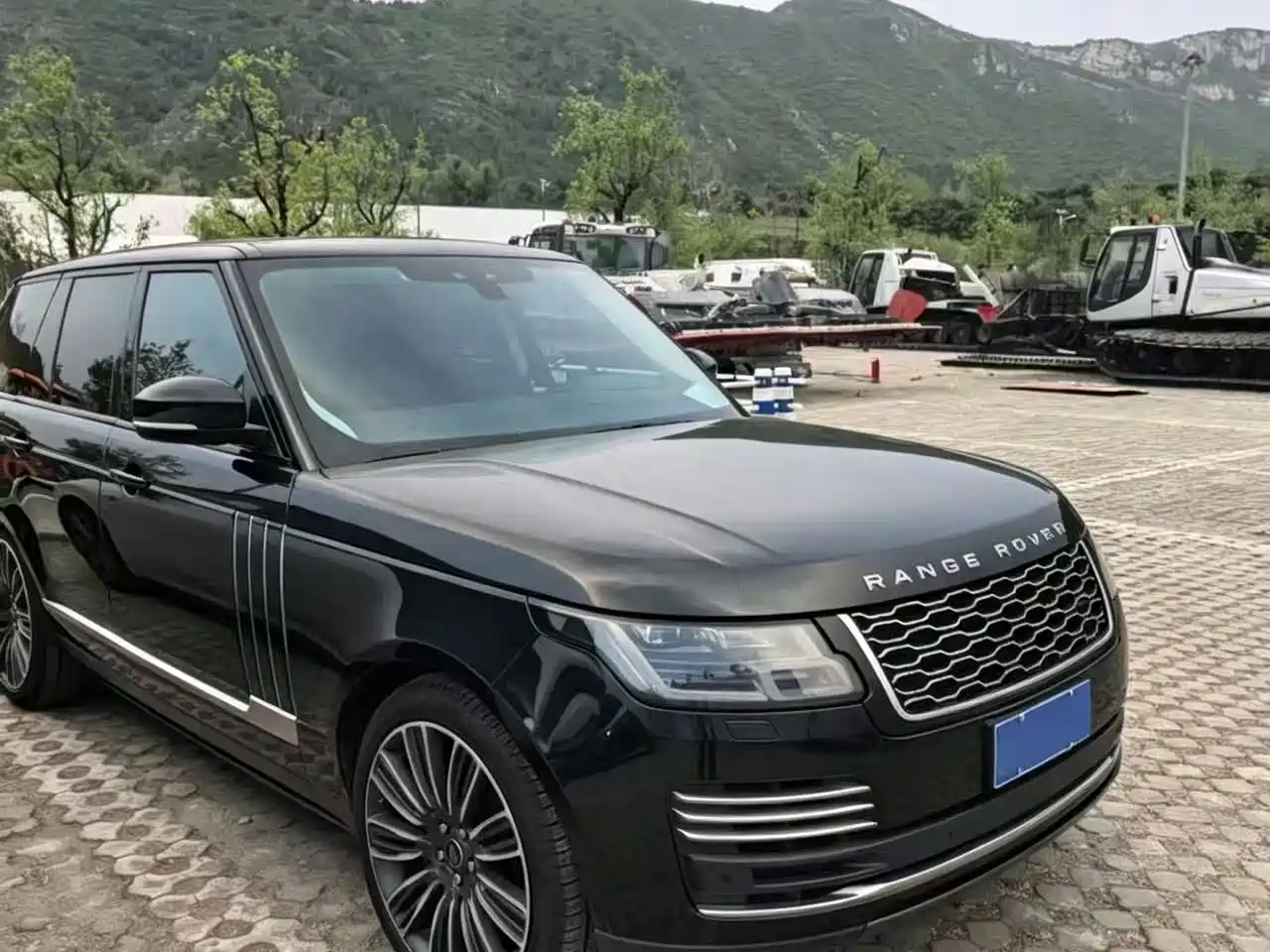 Land Rover Range Rover 2018 3.0 SC V6 Vogue Heritage Edition фото 7