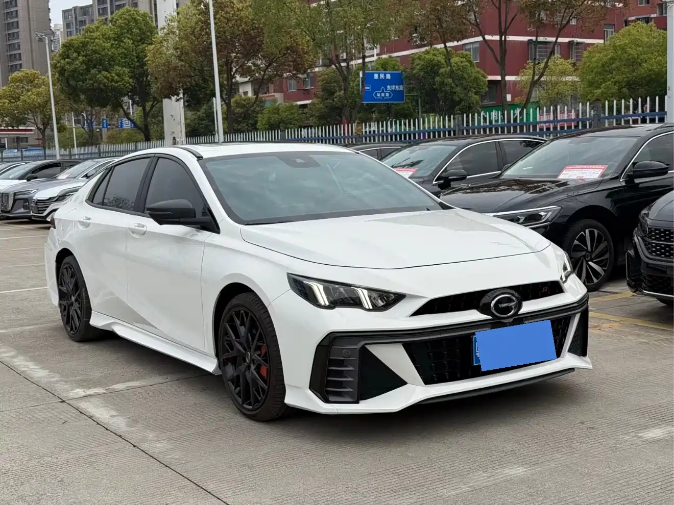 GAC Trumpchi Trumpchi Emkoo 2023 400T Auto R MAX фото 3
