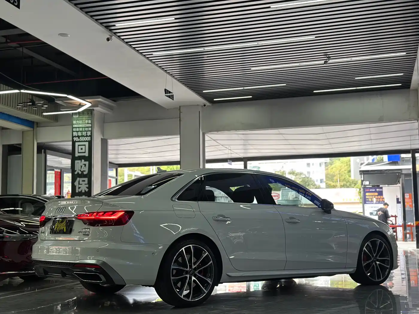 Audi A4L 2022 45 TFSI quattro Premium Dynamic фото 6