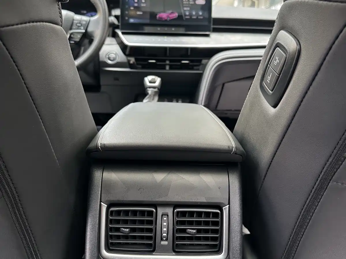 Toyota Camry 2024 Model Dual Hybrid 2.0HXS Sport Plus Edition фото 13