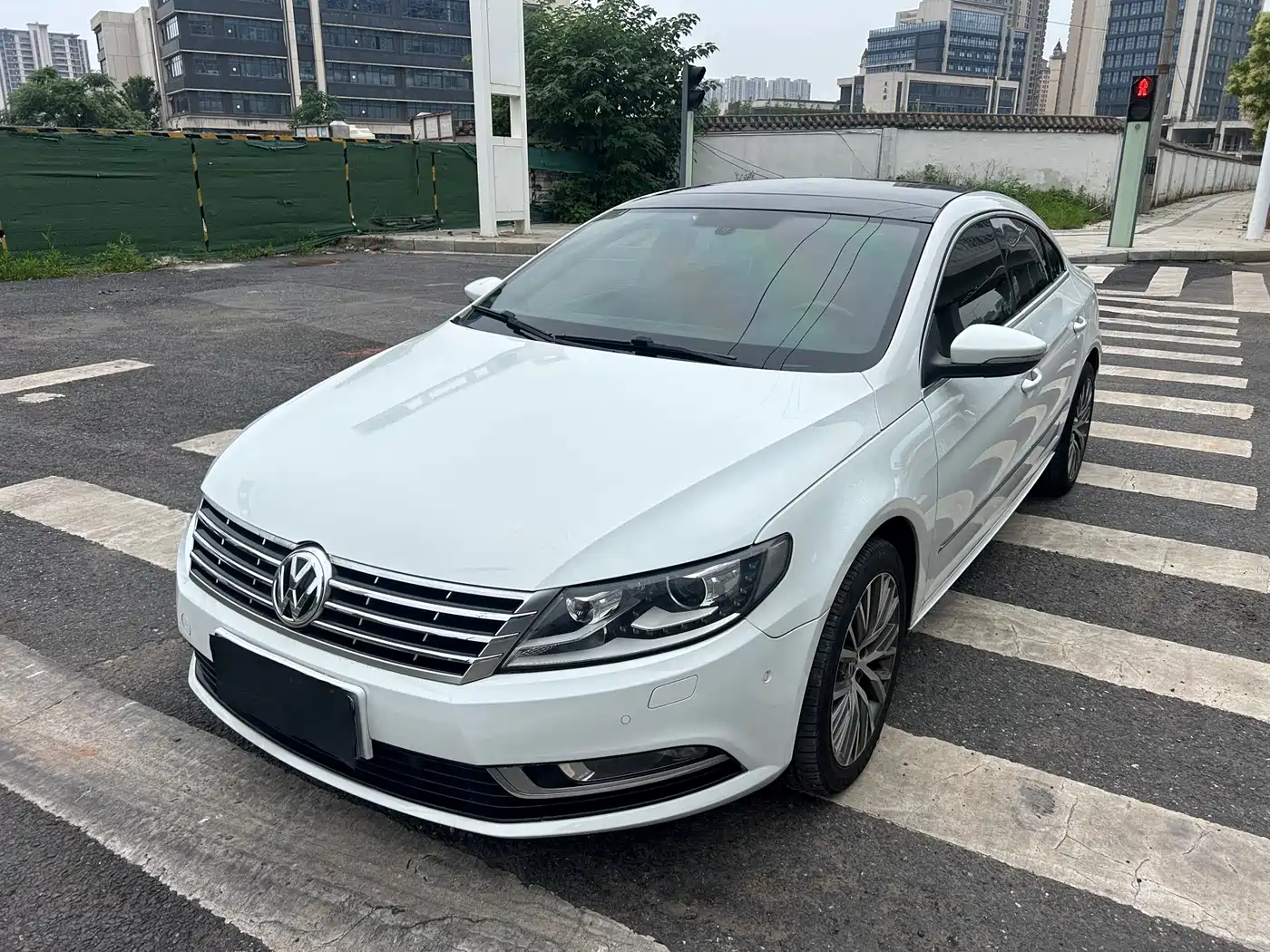 Volkswagen FAW-Volkswagen CC 2015 1.8TSI Luxury