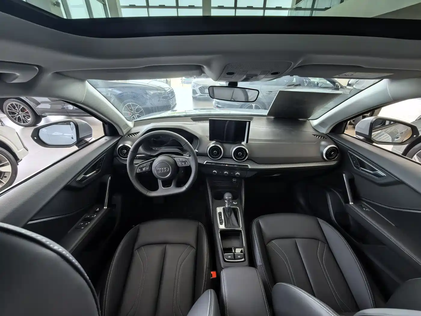 Audi Q2L 2025 35TFSI Progressive Dynamic фото 12