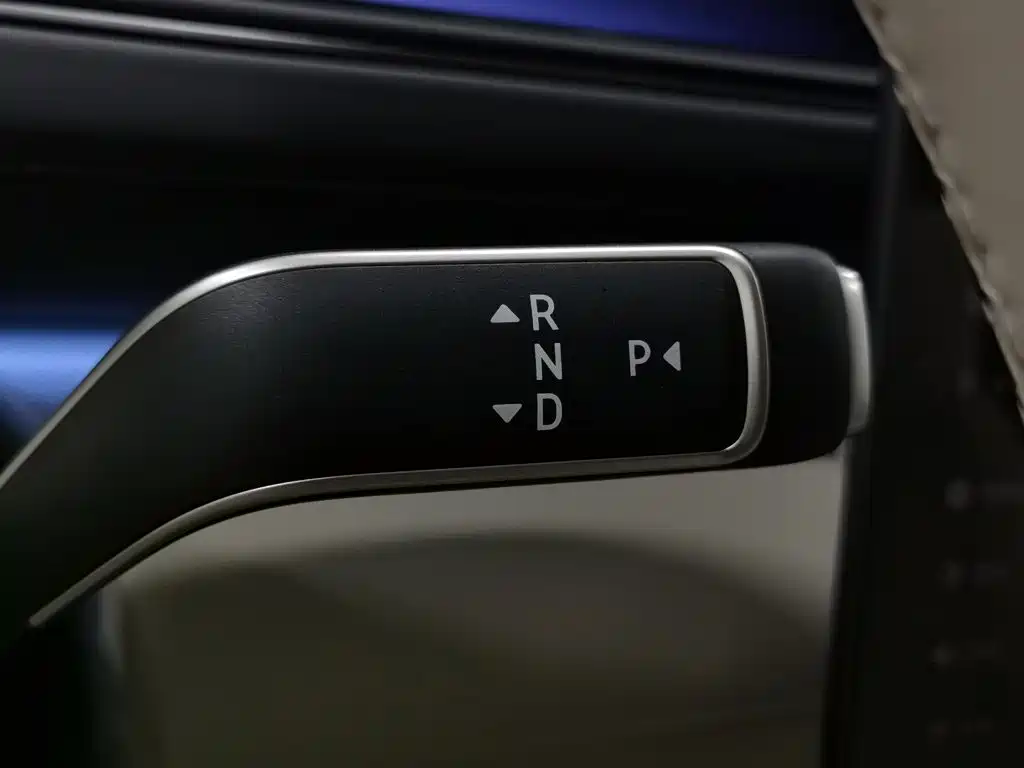 NIO ES8 2026 2025 Model 6-Seat Executive Luxury Edition