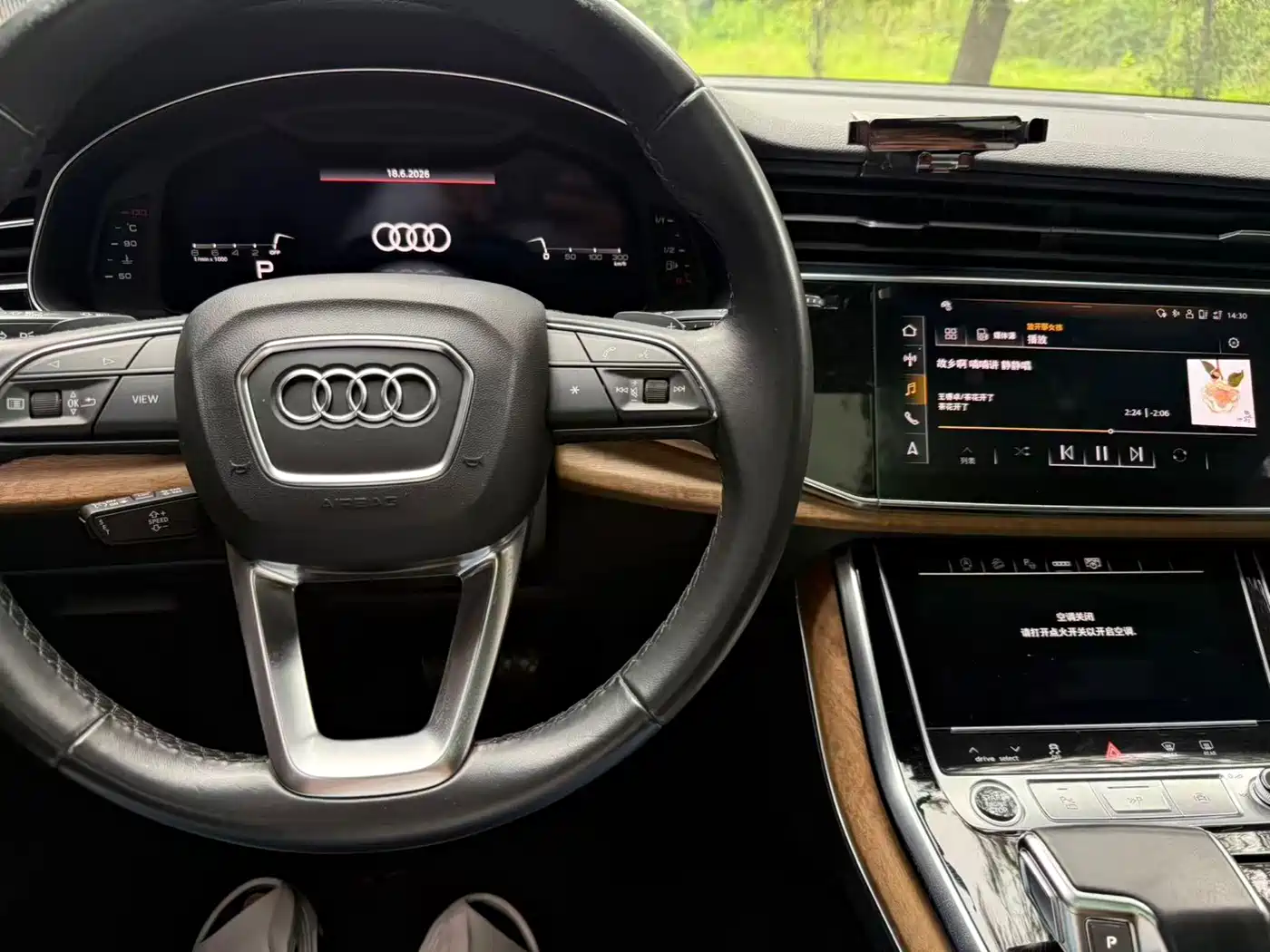 Фото 10 - Audi Q7
