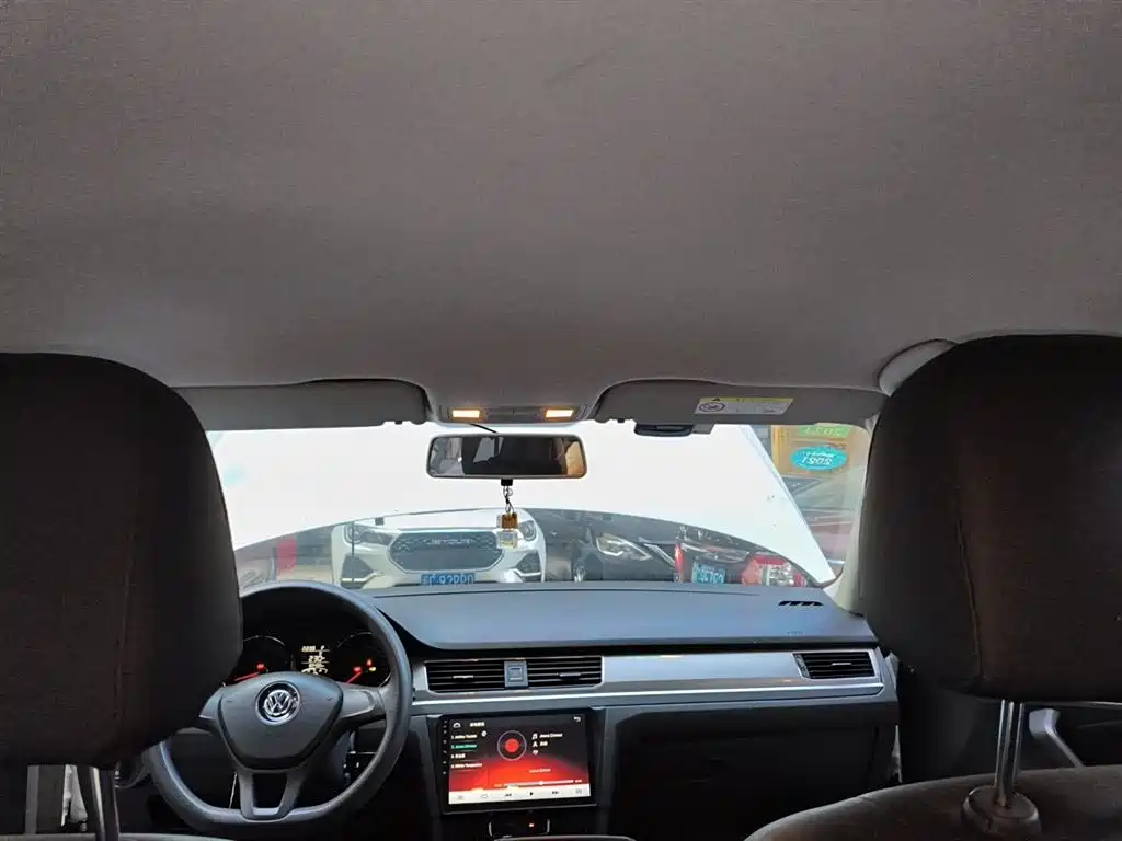 Volkswagen Bora 2018 1.5L Automatic Fashion фото 9
