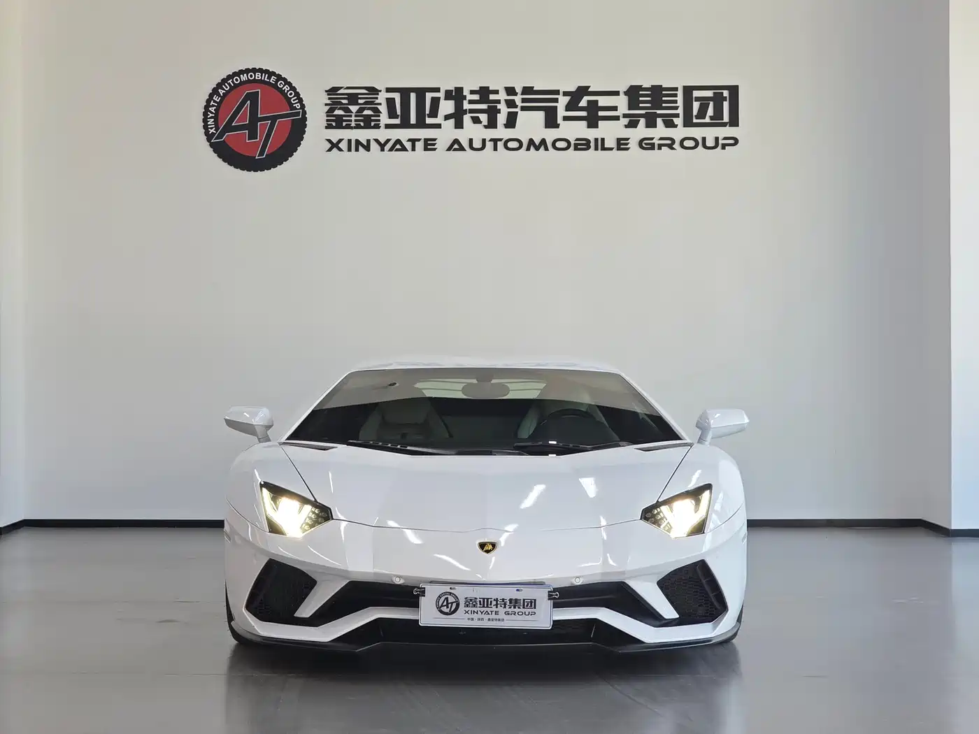 Lamborghini Aventador 2011 LP 700-4 фото 3