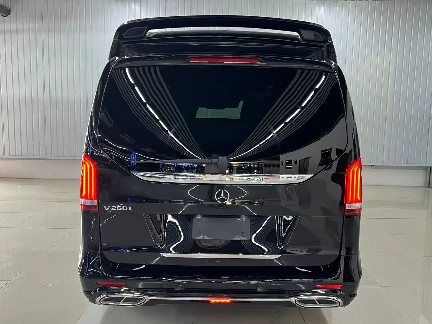 Mercedes-Benz V-Class 2022 V 260 L Long Wheelbase Luxury Edition фото 9