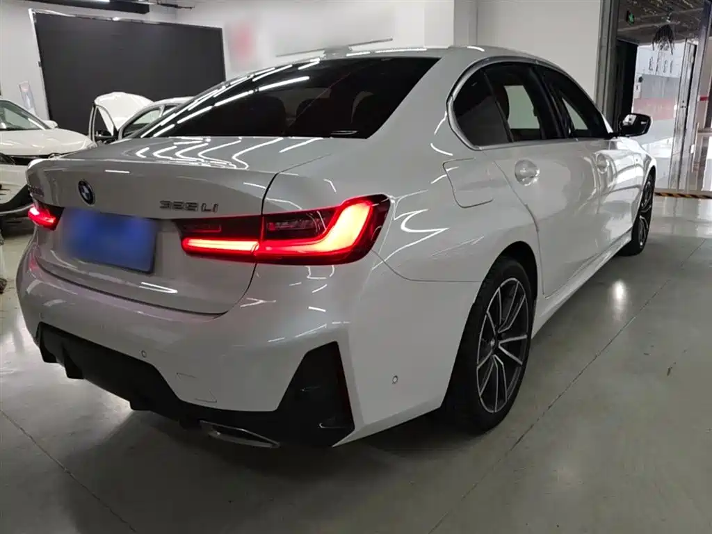 BMW 3 Series 2023 325Li M Sport Package фото 7