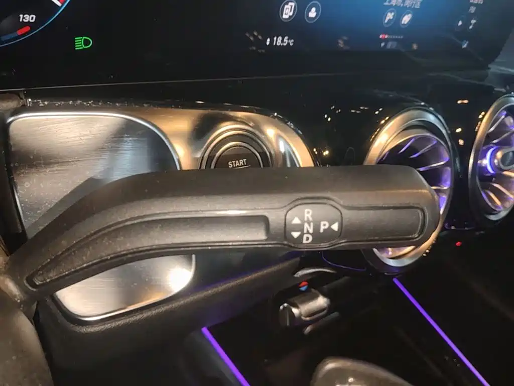 Mercedes-Benz GLB 2021 GLB 200 Dynamic фото 14