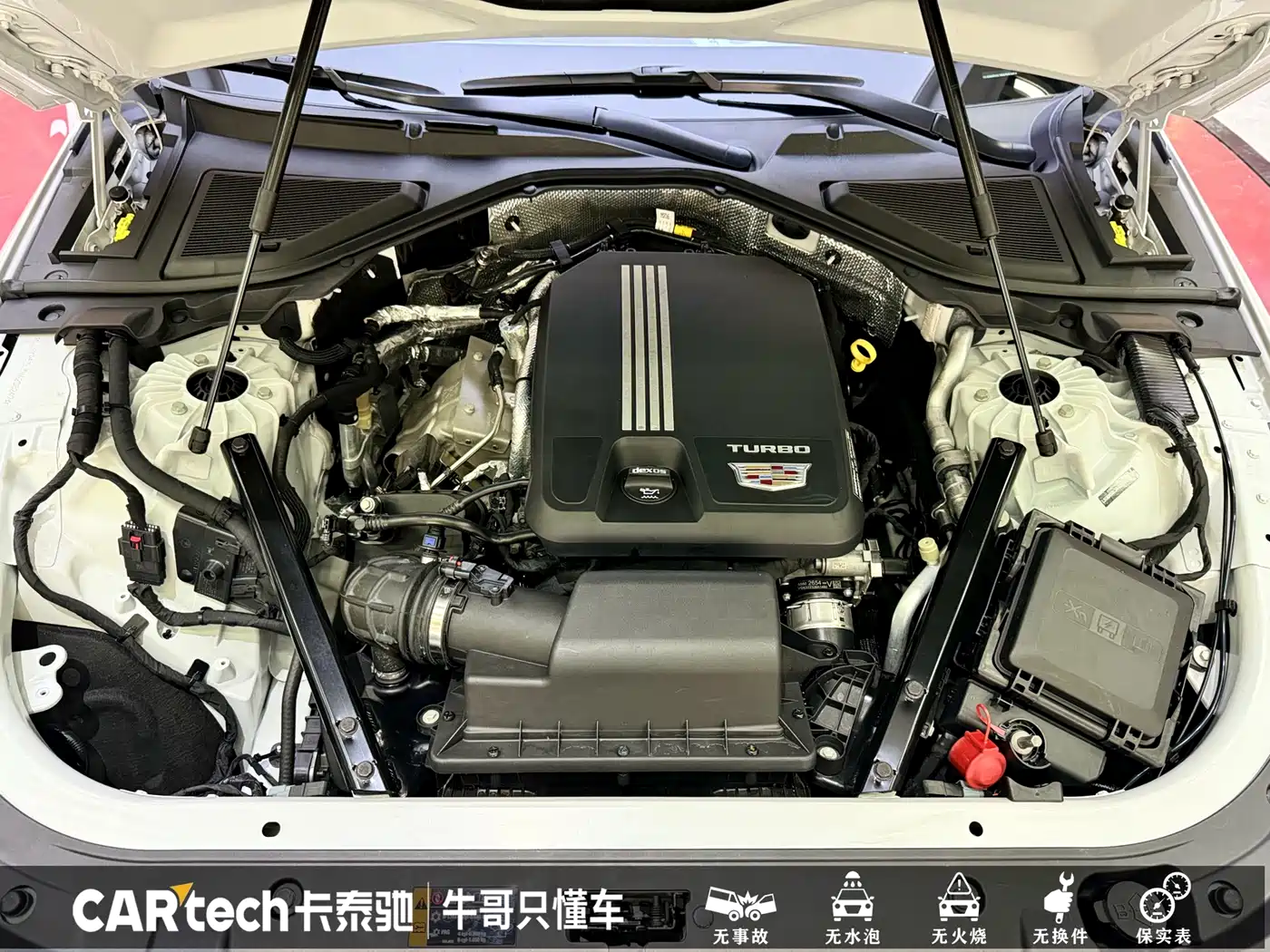 CADILLAC CT6