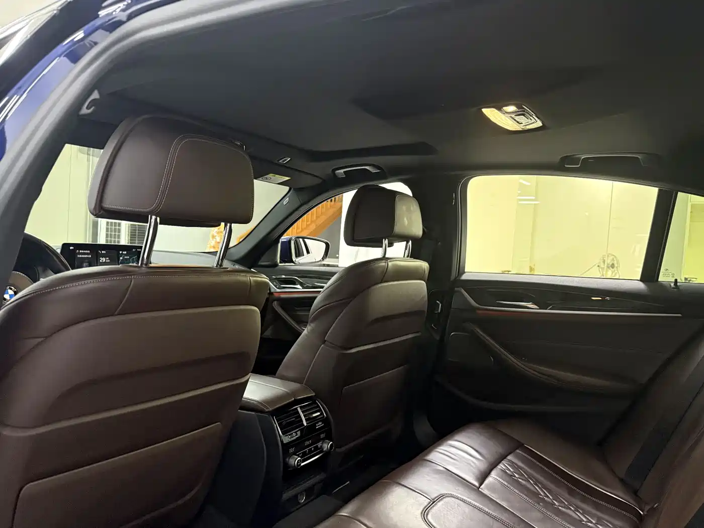 BMW 5 Series (Import) 2018 540i M Sport Package фото 15
