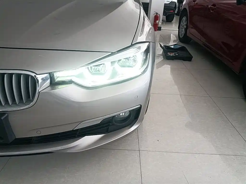 BMW 3 Series 2019 320Li Fashion Type фото 24