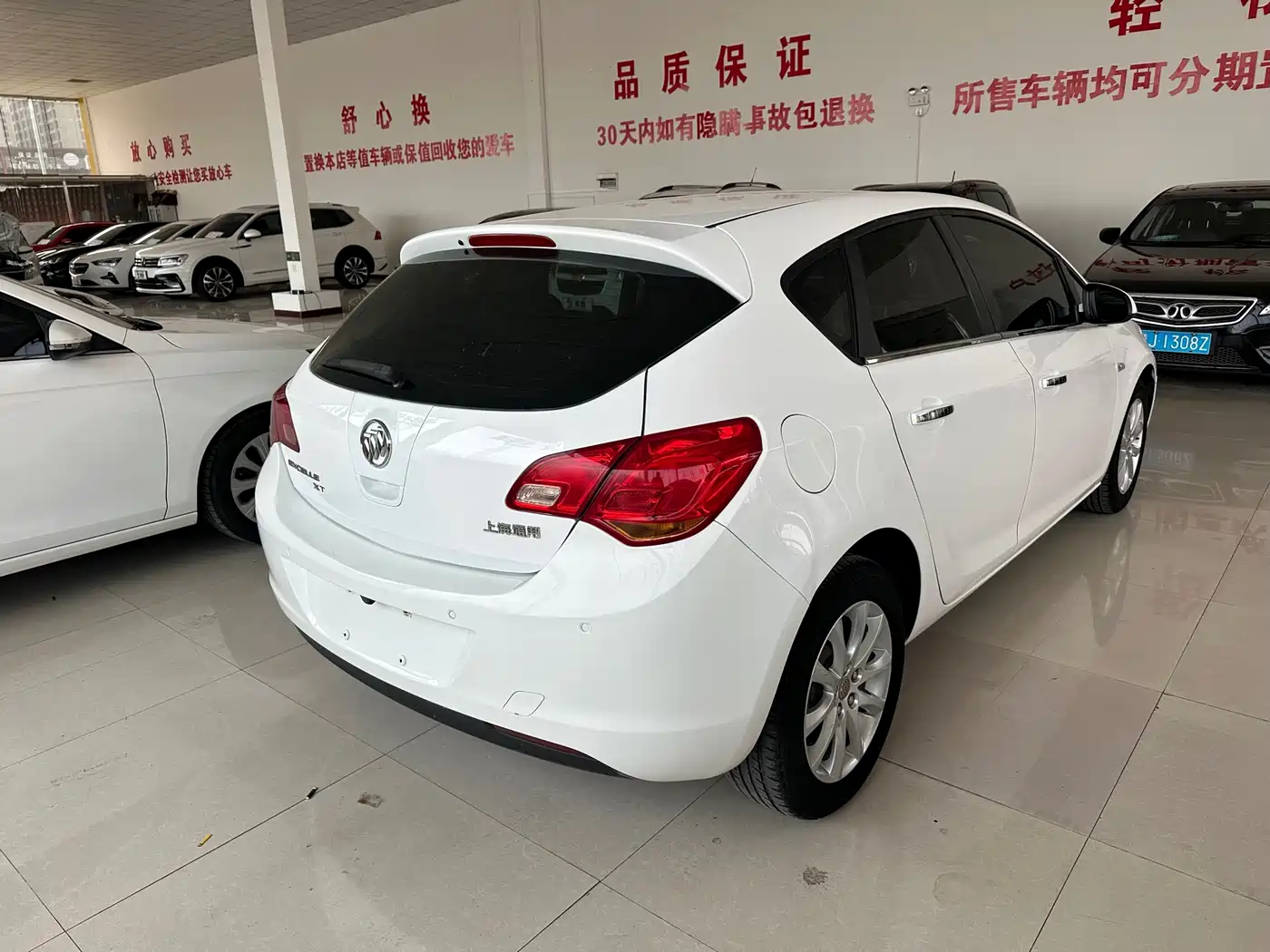 Buick Excelle 2014 XT 1.6L Automatic Fashion фото 7