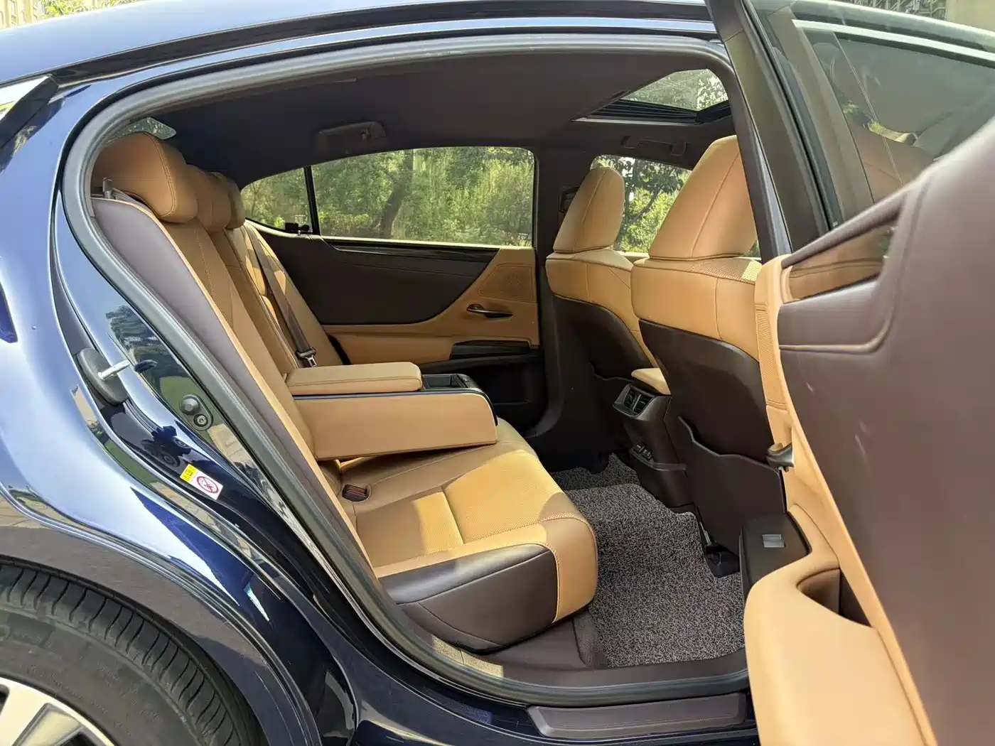 Lexus ES 2018 200 Excellence Edition China V фото 10