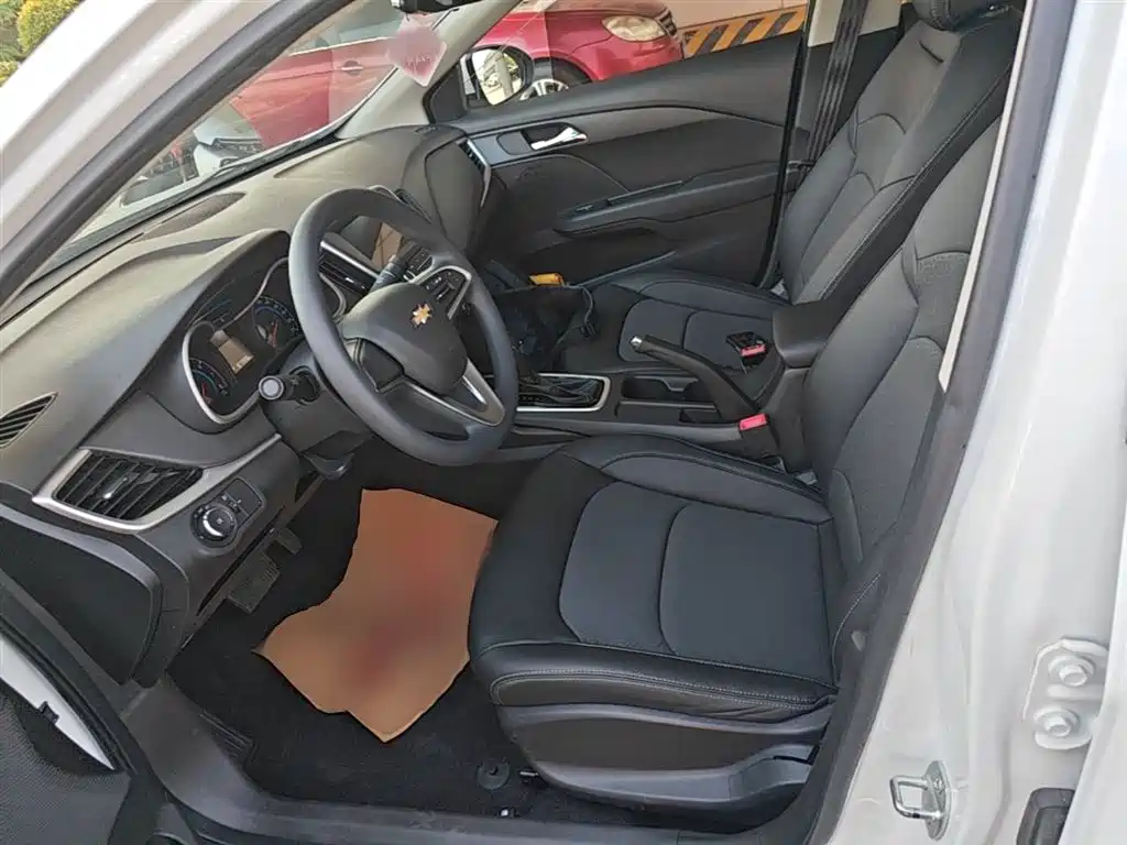 Chevrolet Cavalier 2019 320 Automatic Joy Edition фото 15