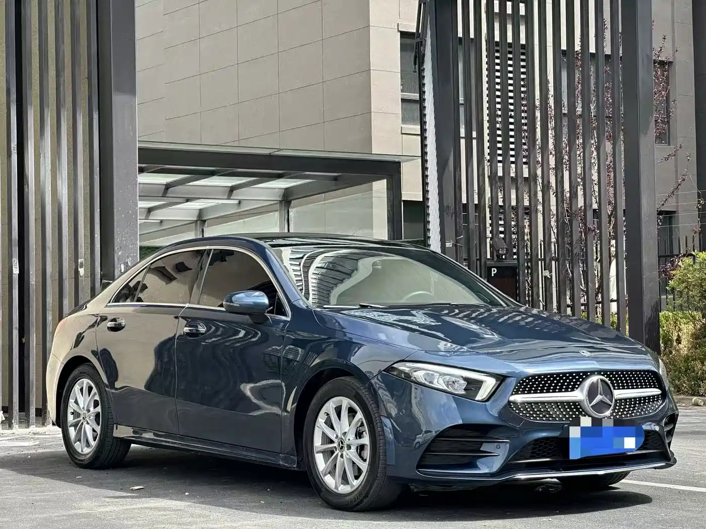 Mercedes-Benz A-Class 2019 A 200 L Sport Sedan