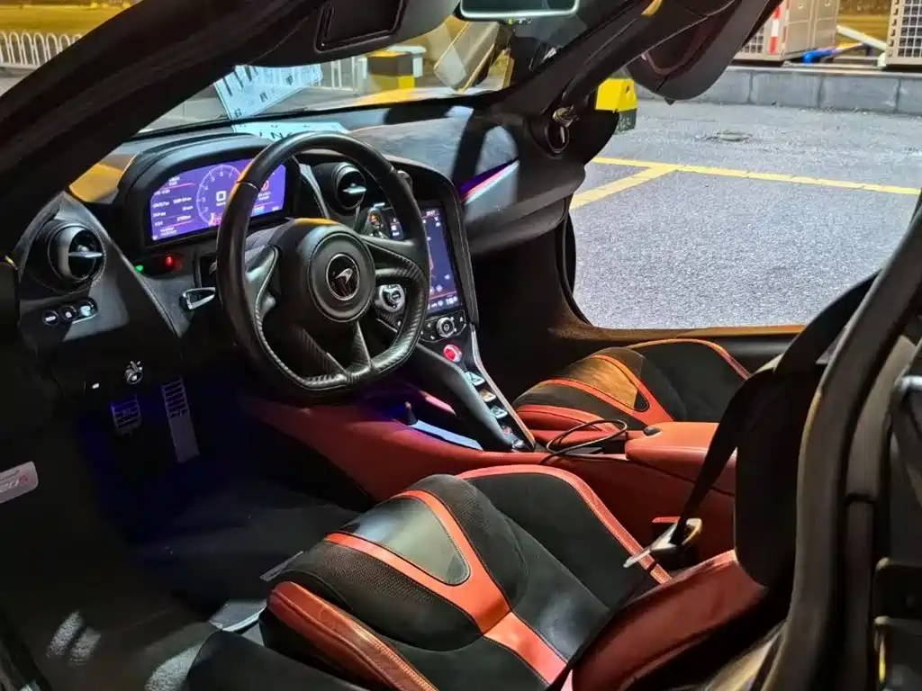 McLaren 720S 2018 2017 4.0T Coupe