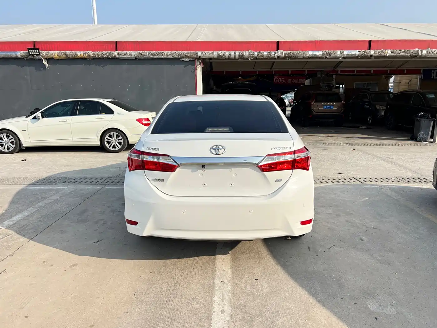 Toyota Corolla 2014 1.6L CVT GLX-i Navigation Edition фото 20