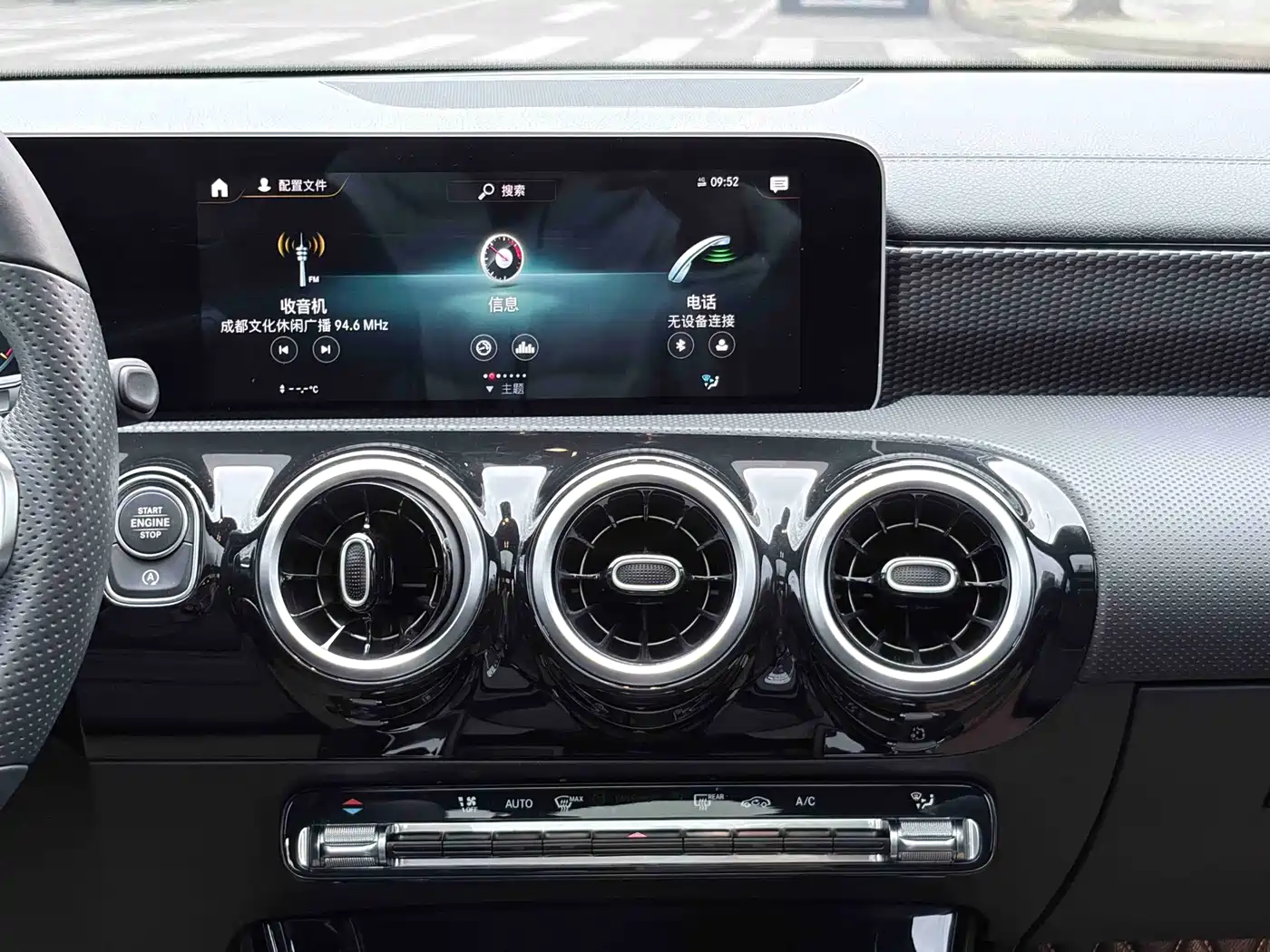 Mercedes-Benz A-Class 2019 A 200 L Sport Sedan фото 11