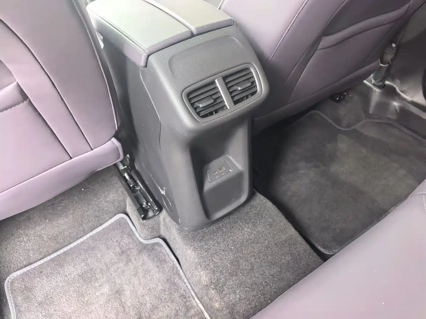 Buick Envision Plus 2025 Enclave Plus 28T 2WD Platinum Edition фото 11