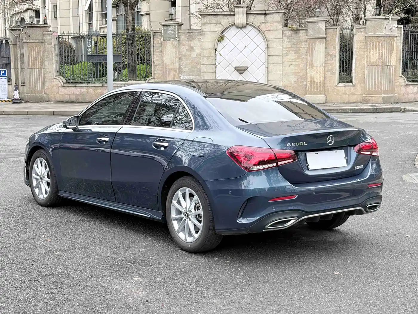 Mercedes-Benz A-Class 2019 A 200 L Sport Sedan фото 17