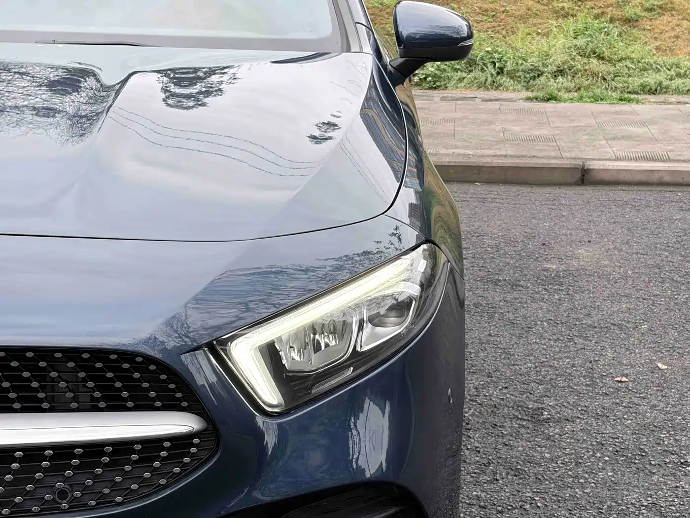 Mercedes-Benz A-Class 2019 A 200 L Sport Sedan фото 4
