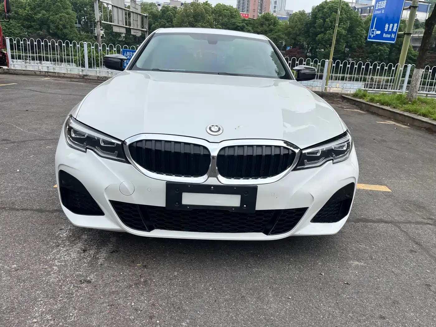 BMW 3 Series 2021 320Li M Sport Package фото 2