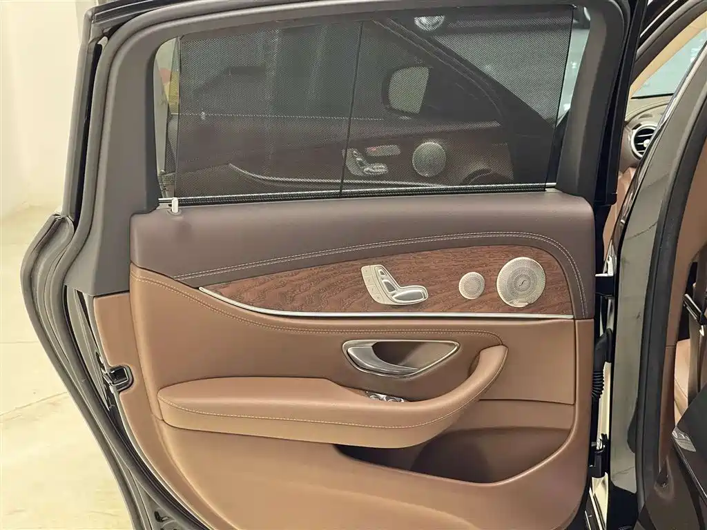 Mercedes-Benz E-Class 2022 Facelift E 300 L Luxury Style фото 15