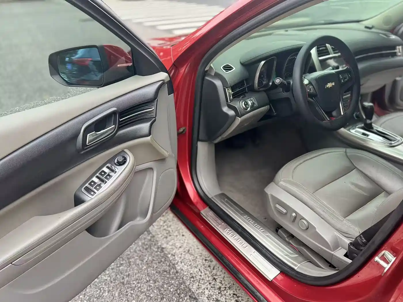 Chevrolet Malibu 2014 2.0L Automatic Luxury фото 14
