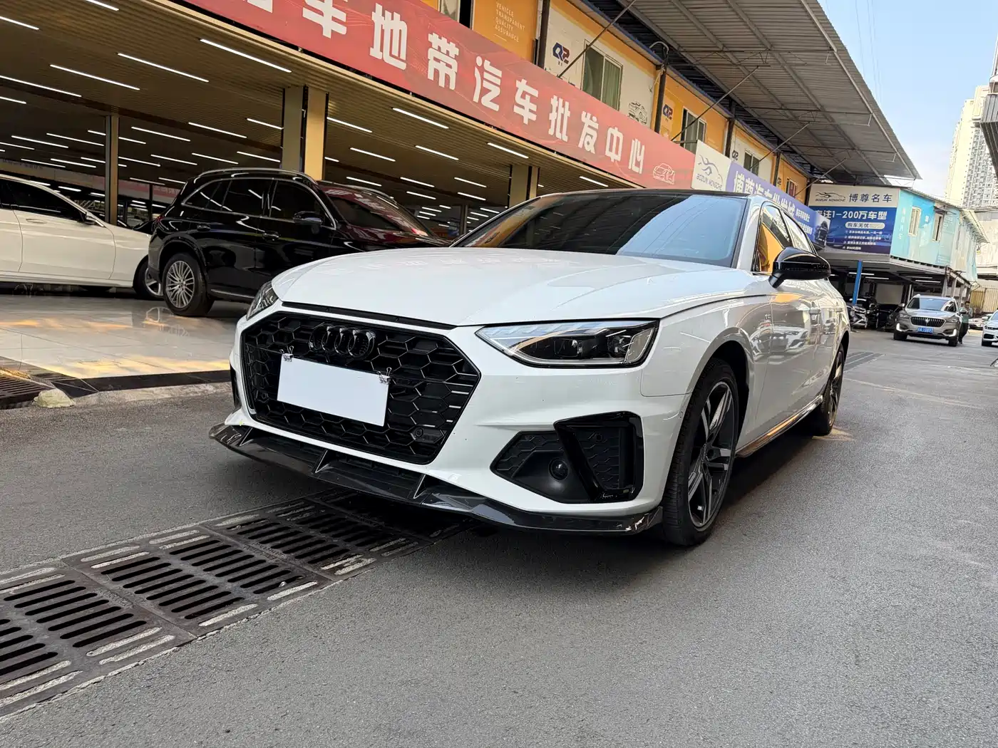 Audi A4L 2022 40 TFSI Luxury Dynamic