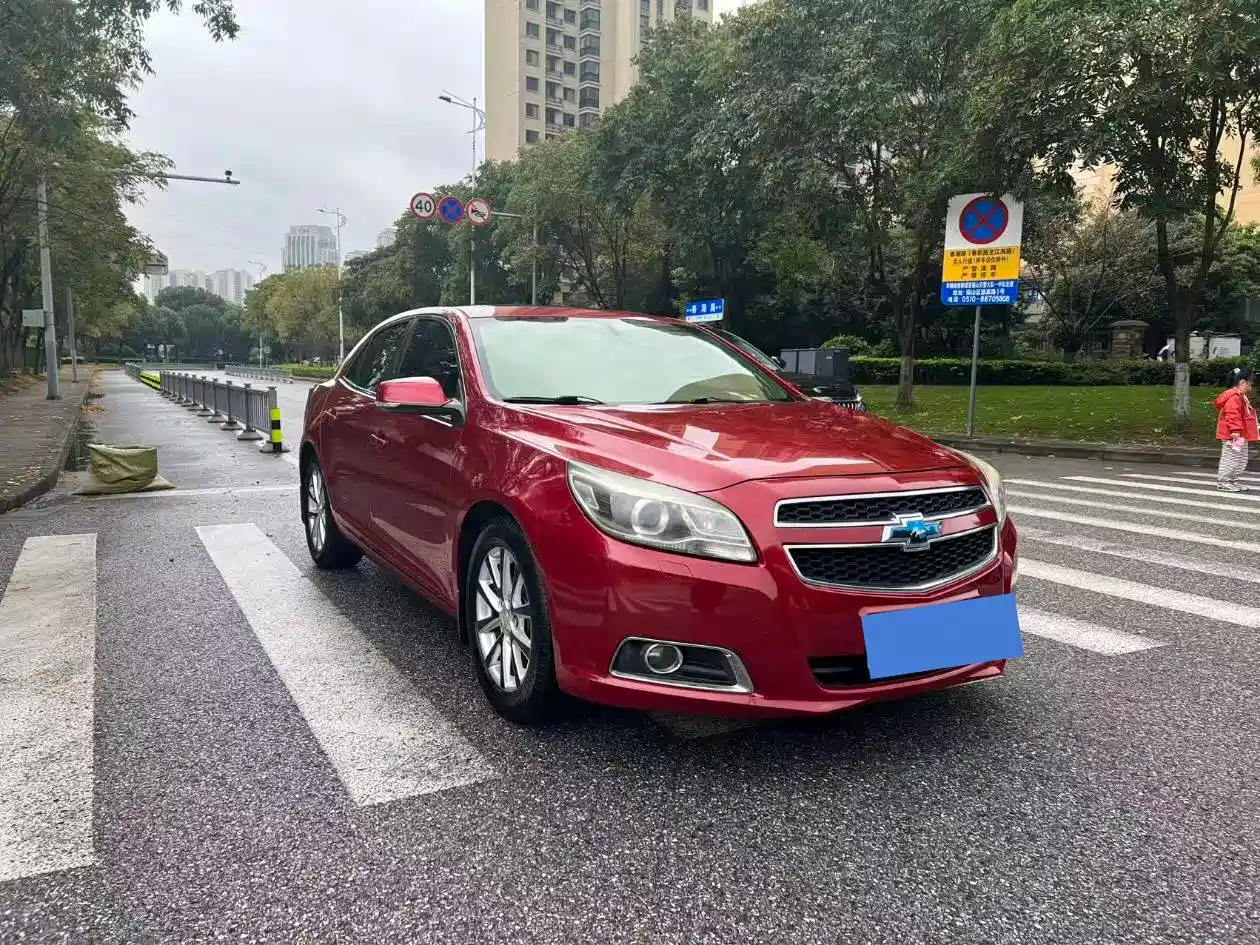 Chevrolet Malibu 2014 2.0L Automatic Luxury фото 8