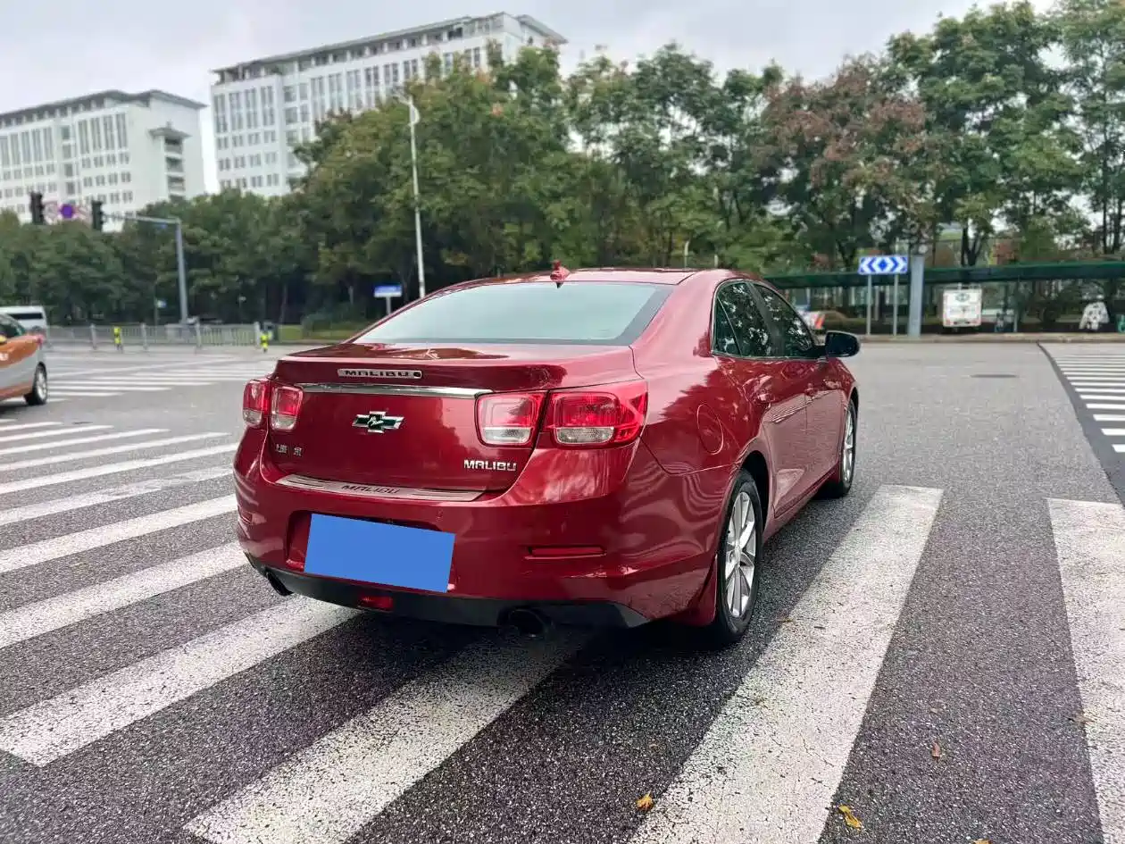 Chevrolet Malibu 2014 2.0L Automatic Luxury фото 6