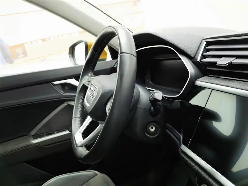 Audi Q3 2019 35 TFSI Progressive Sport фото 22