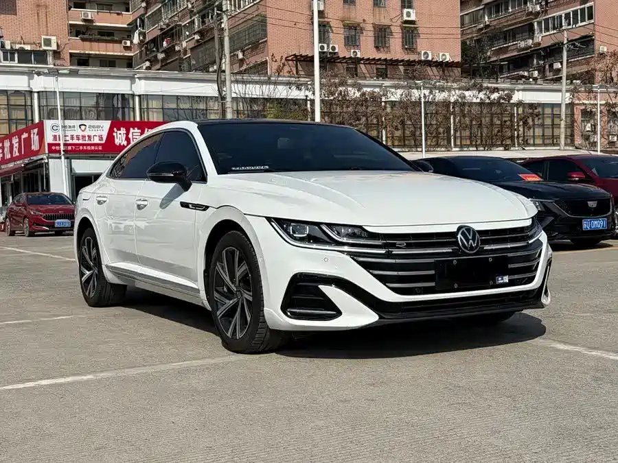 Volkswagen FAW-Volkswagen CC 2021 380TSI Eye-catching Edition фото 3
